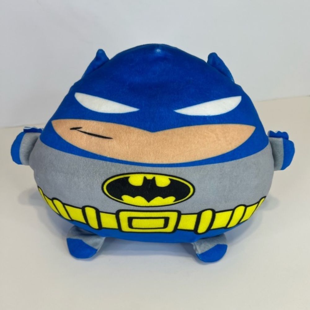 BATMAN Decorative Round Pillow / Plush Blue Six Flags Exclusive DC Comics